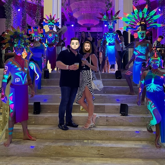 Cut Out Front Tie Back Halter Top - Picture 5 of 6